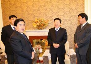 2009年11月10日，时任全国政协副主席、中国文学艺术界联合会主席孙家正在中华缘文化论坛上。